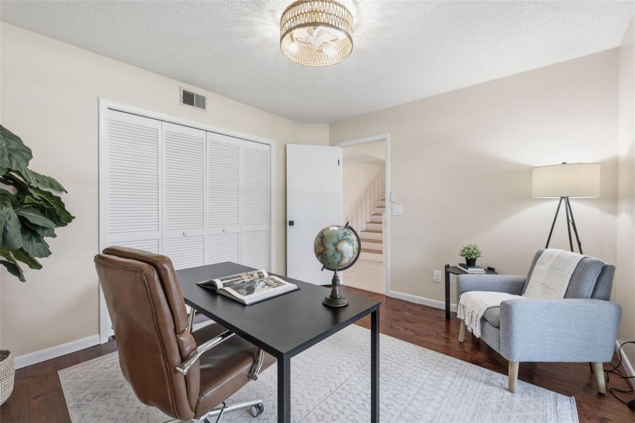 11007 Theresa Arbor Drive, Tampa, FL 33617 Photo