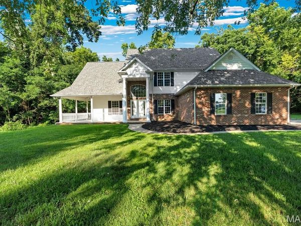 8026 Goshen Road , Edwardsville, IL 62025
