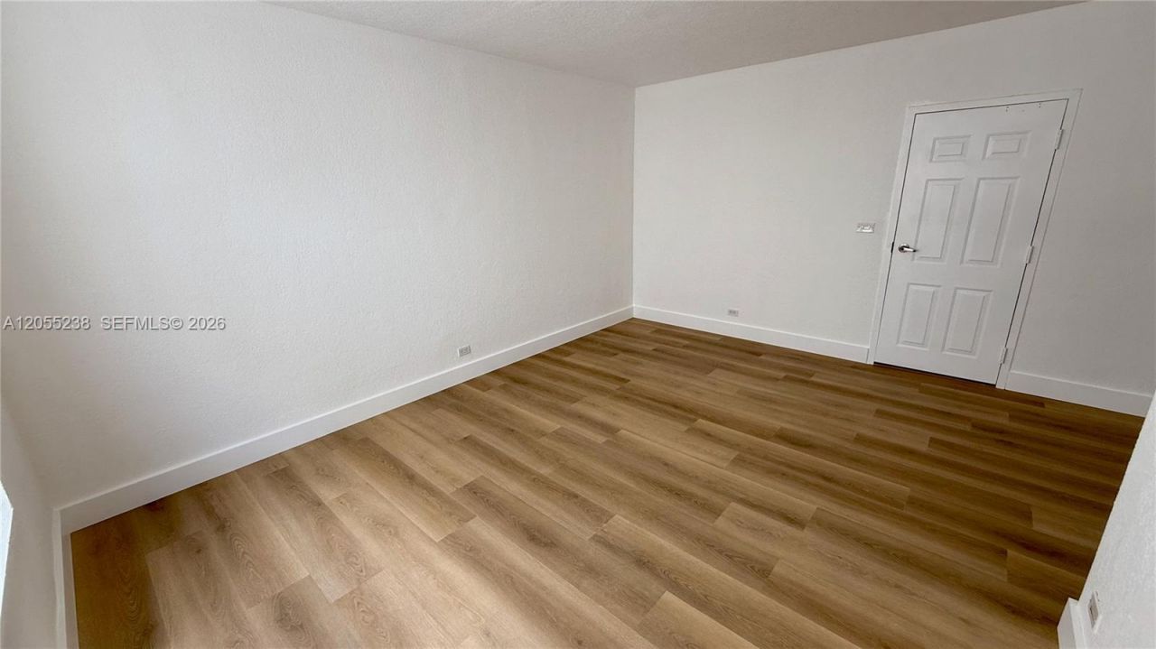 7334 Harding Ave, Unit 3, Miami Beach, FL 33141 Photo