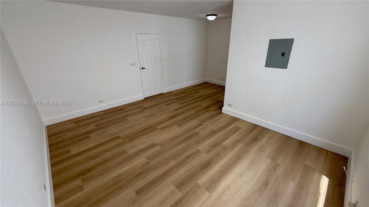 7334 Harding Ave, Unit 3, Miami Beach, FL 33141 Photo