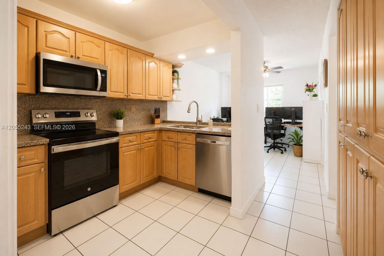 14341 SW 156th St , Miami, FL 33177 Photo