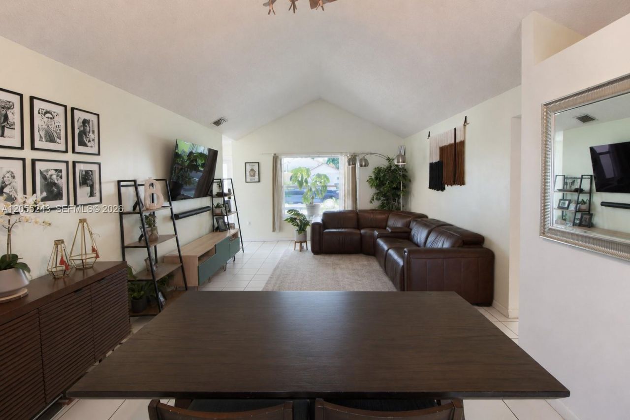 14341 SW 156th St , Miami, FL 33177 Photo