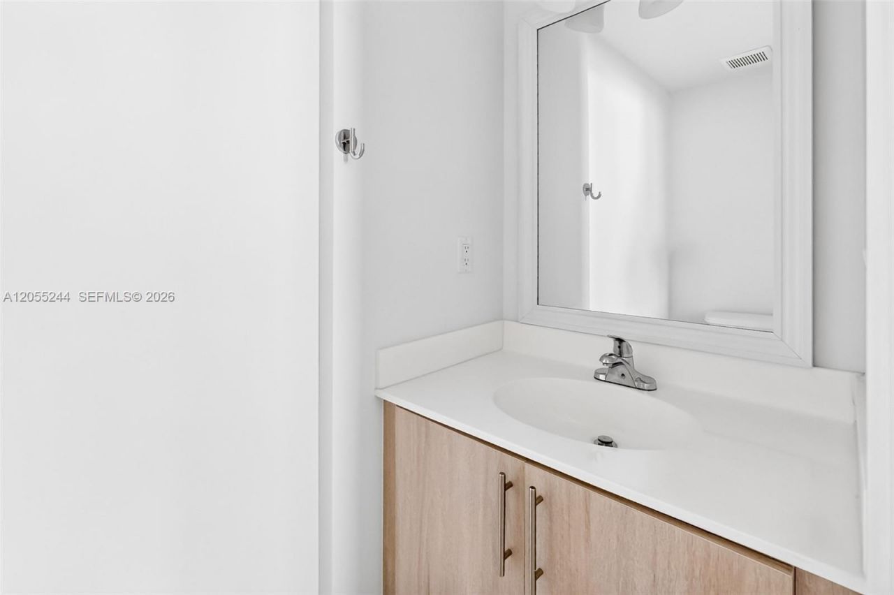 15650 SW 136th St , Unit 212, Miami, FL 33196 Photo