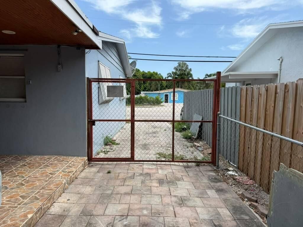 3956 Melaleuca Lane, Lake Worth, FL 33461 Photo