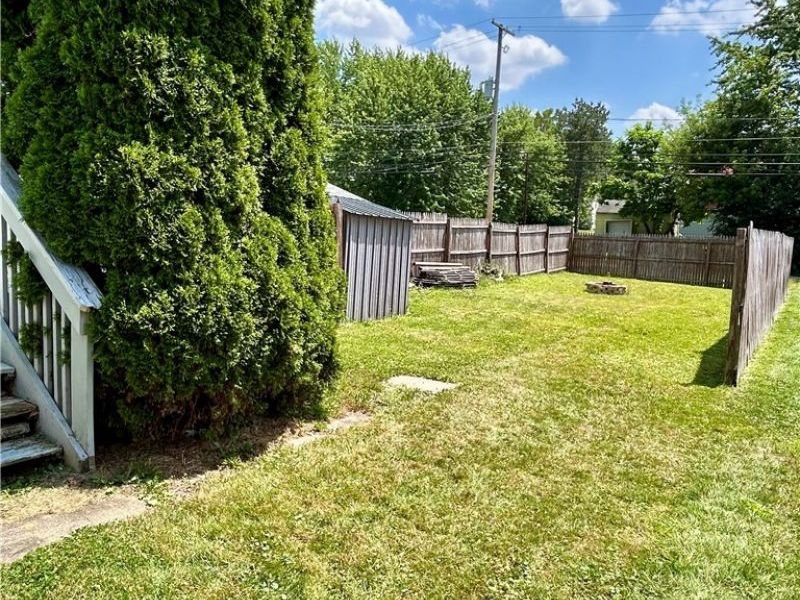 365 W Indiana Avenue, Sebring, OH 44672 Photo 3