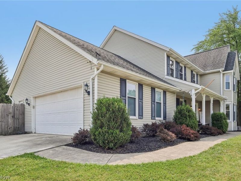 4922 Princeton Drive, North Royalton, OH 44133 Photo 3