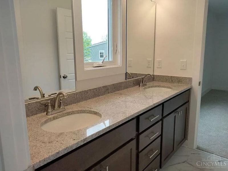 8109 Maxfield Lane, Madeira, OH 45243 Photo 18