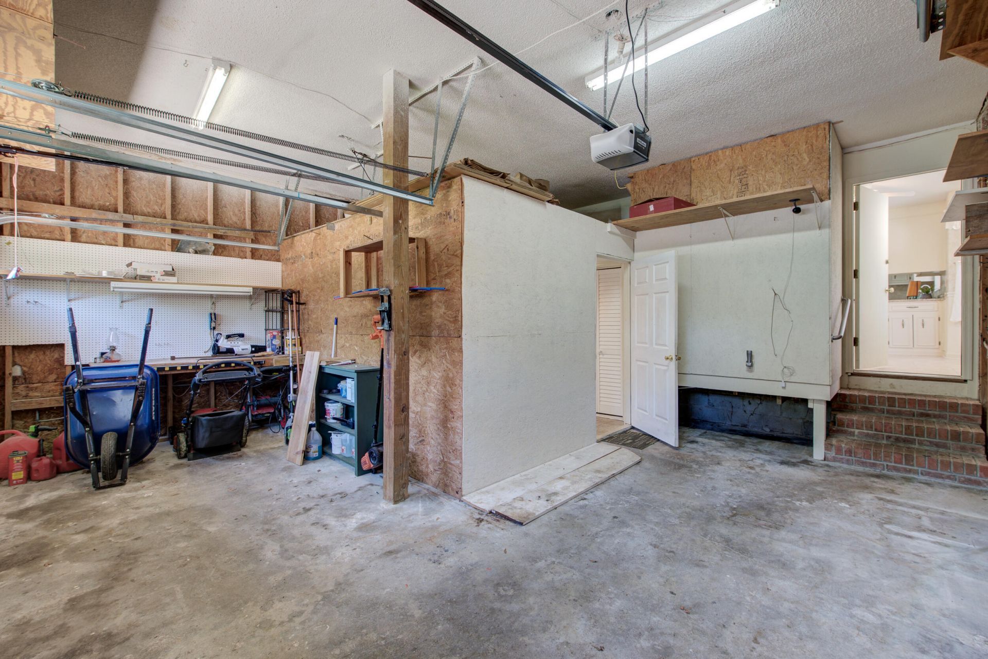 69 Jawol Drive Photo 52
