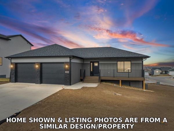 4832 PAHLMEYER DR, Rapid City, SD 57703