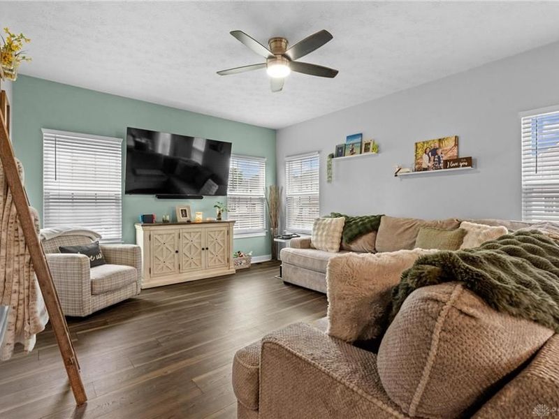 6024 Boxelder Drive, Tipp City, OH 45371 Photo 5