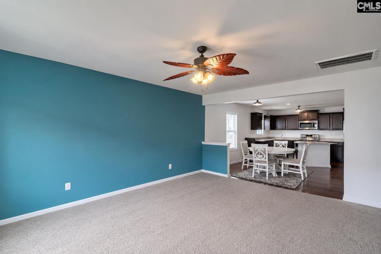 1122 Grey Pine Drive  Photo 12