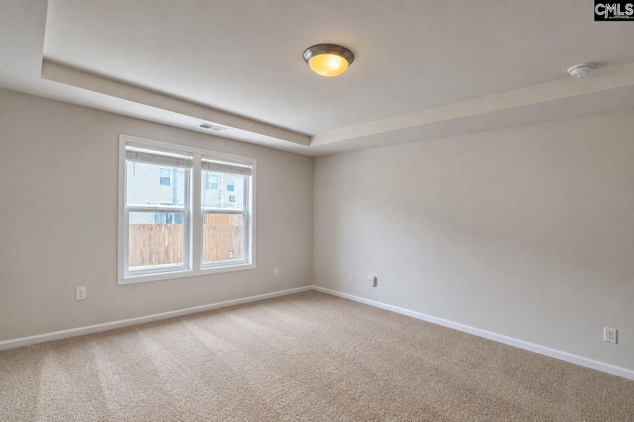 1122 Grey Pine Drive  Photo 14