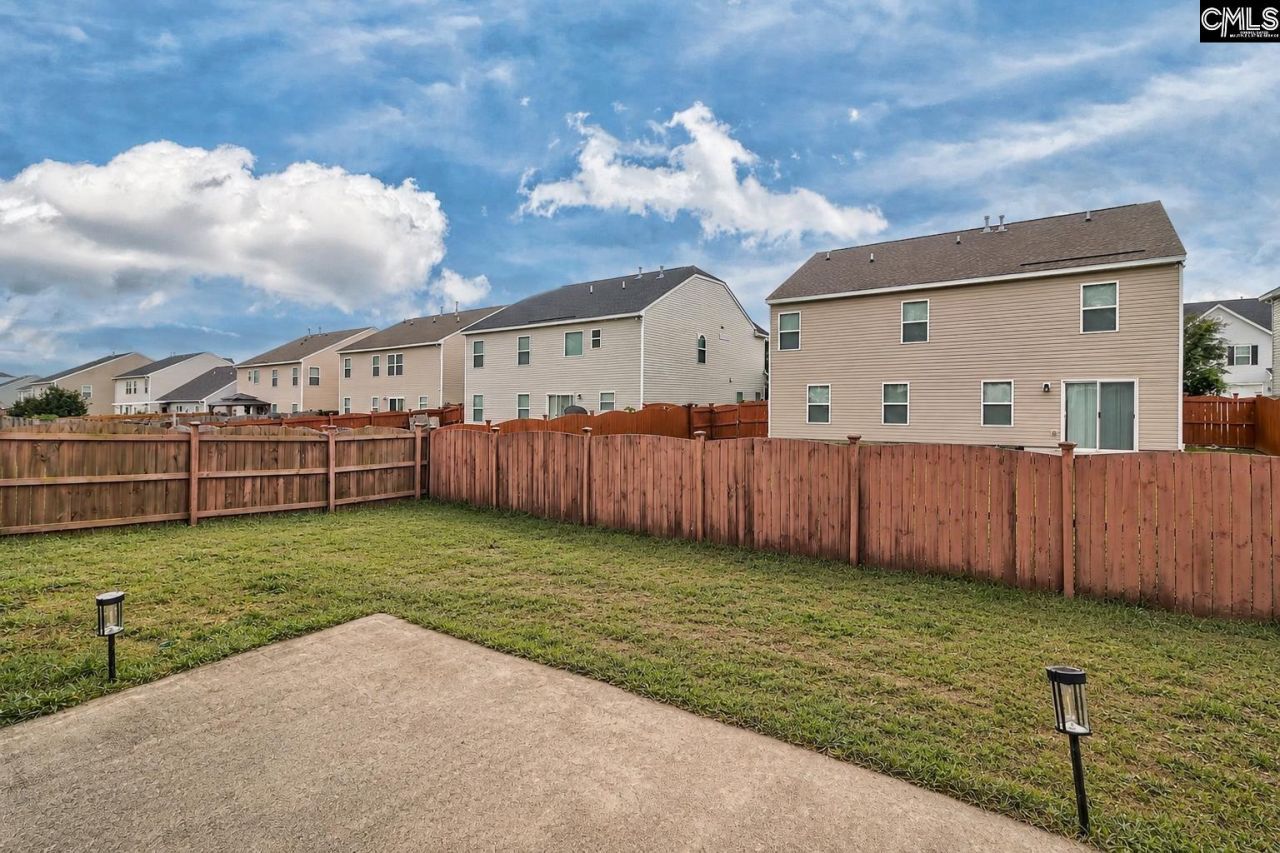 1122 Grey Pine Drive  Photo 5