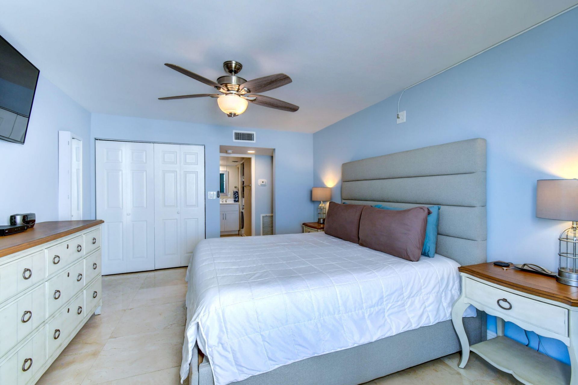 8302 Marina Villas Drive, Unit 8302, Duck Key, FL 33050 Photo