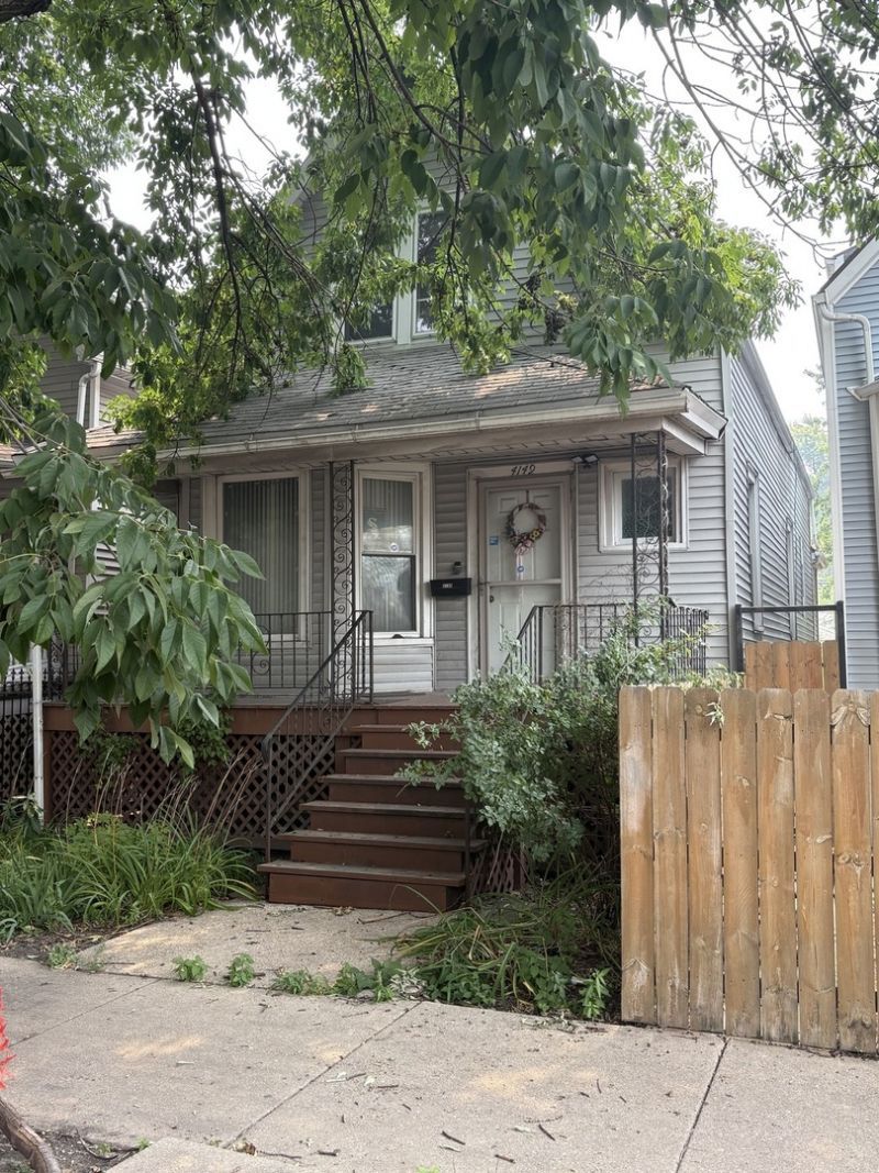 4149 W Fullerton Avenue , Chicago, IL 60639