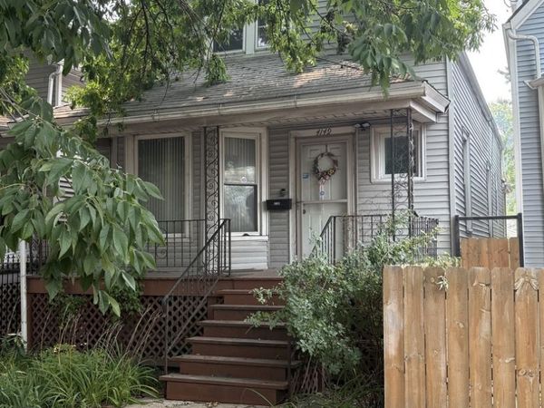 4149 W Fullerton Avenue , Chicago, IL 60639