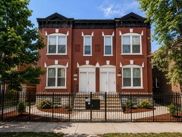 1538 N Rockwell Street , Unit 2R, Chicago, IL 60622