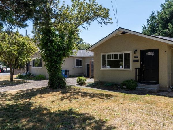 2442/2462 Eastdowne Rd, Oak Bay, BC V8R 5P8