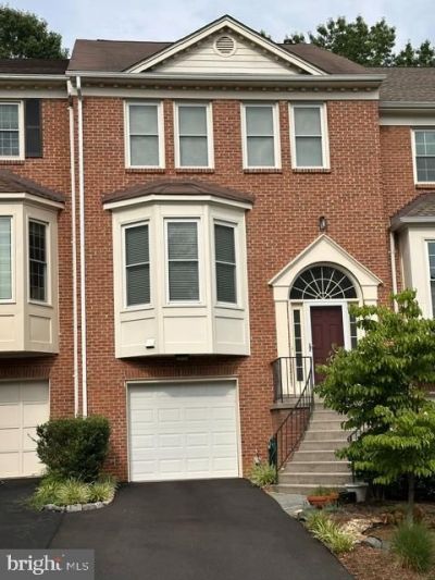2069 Van Tuyl Place, Falls Church, VA 22043 Main Photo