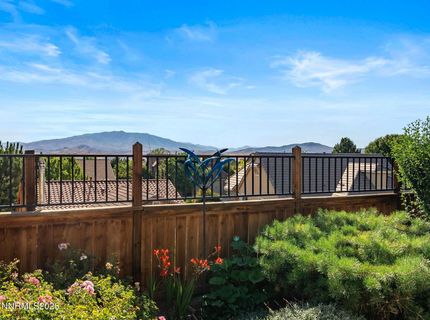 5425 Energystone Drive, Sparks, NV 89436 Photo