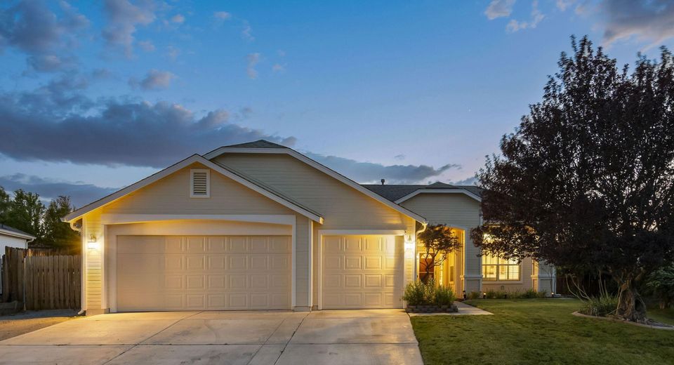 7415 Indian Springs Drive, Sparks, NV 89436 Photo