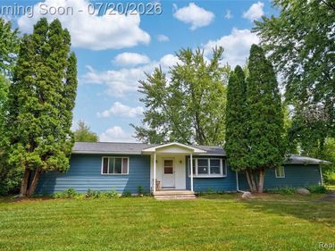 6280 Smith Road, Fenton Twp, MI 48451