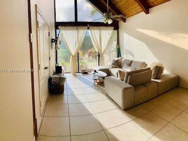 Unit 2-13, Plantation, FL 33324