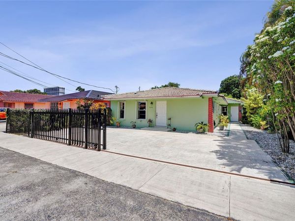3170 SW 26th St , Miami, FL 33133