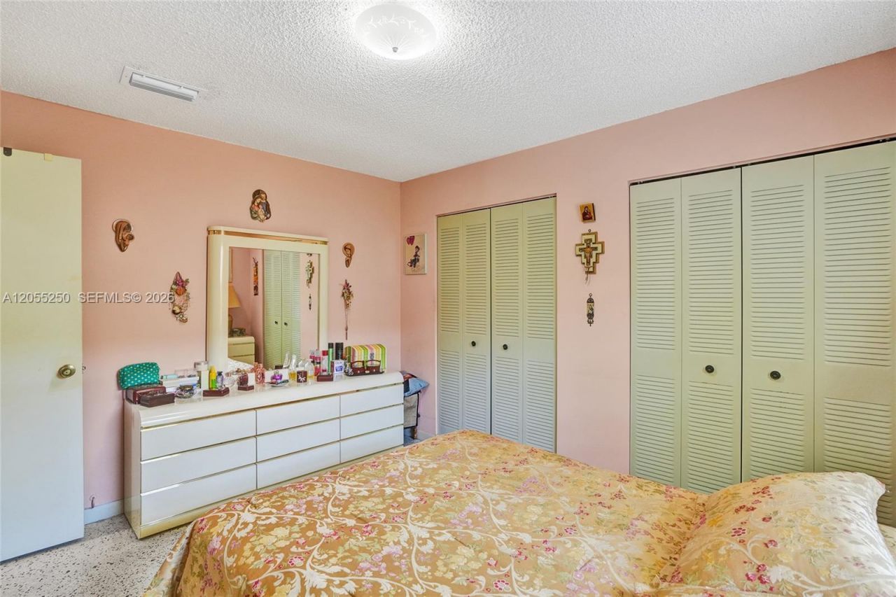 3170 SW 26th St , Miami, FL 33133 Photo