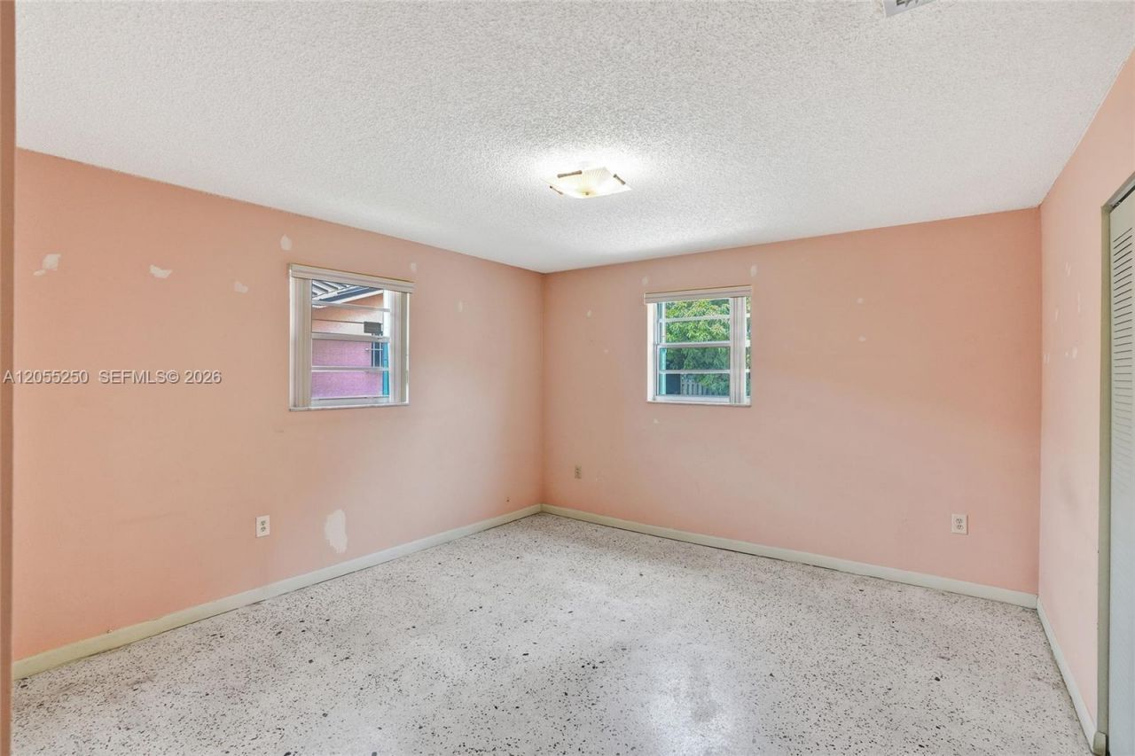 3170 SW 26th St , Miami, FL 33133 Photo