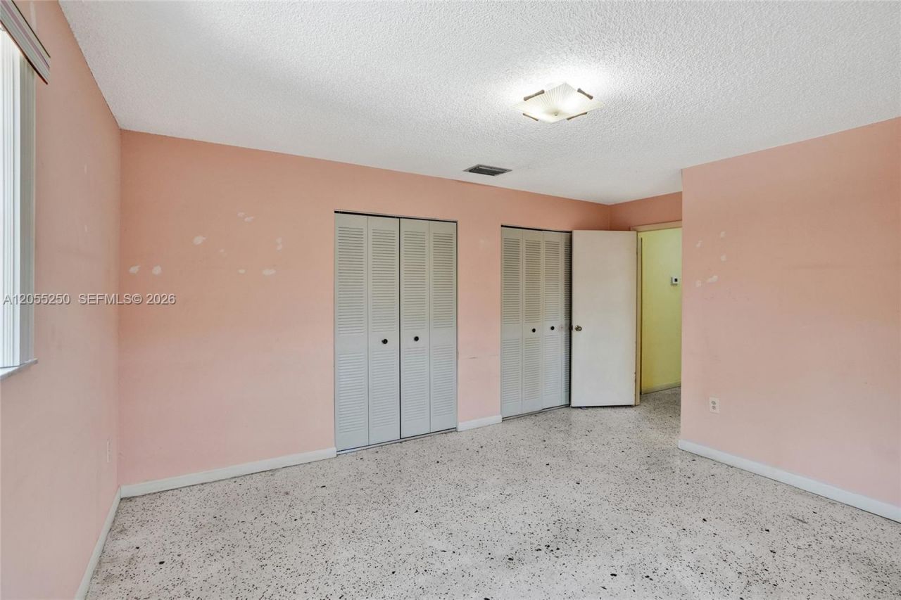 3170 SW 26th St , Miami, FL 33133 Photo