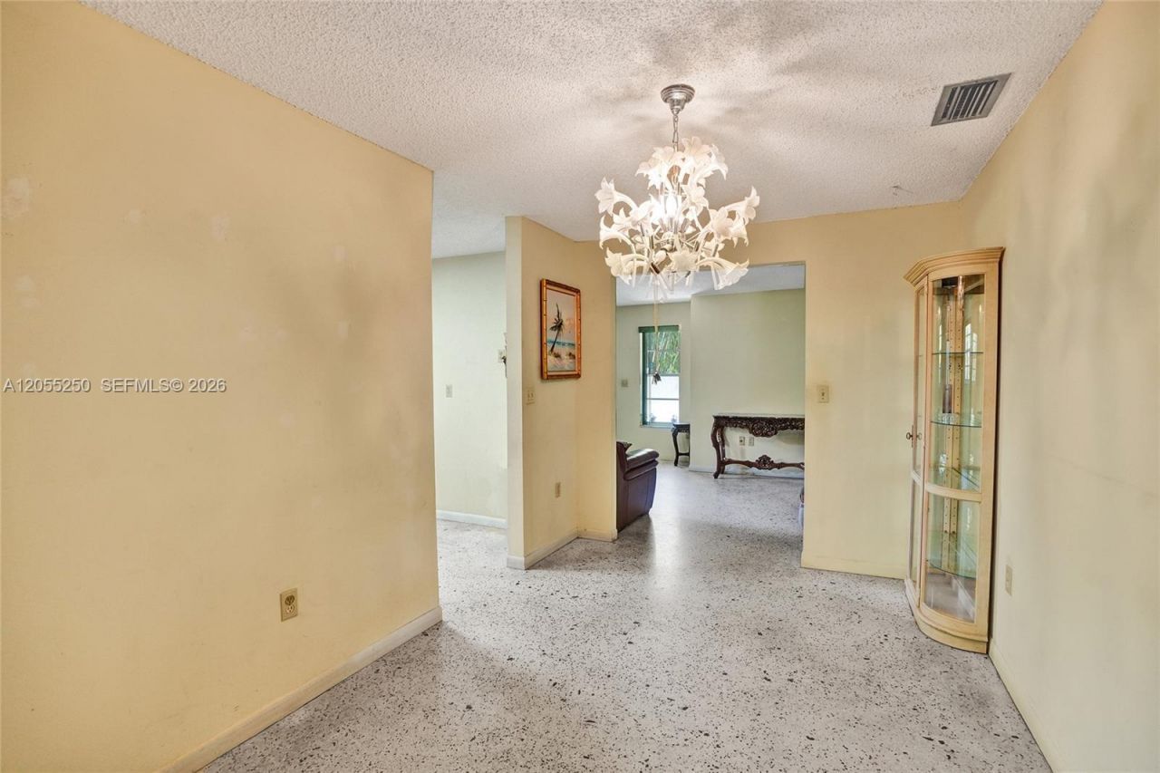 3170 SW 26th St , Miami, FL 33133 Photo