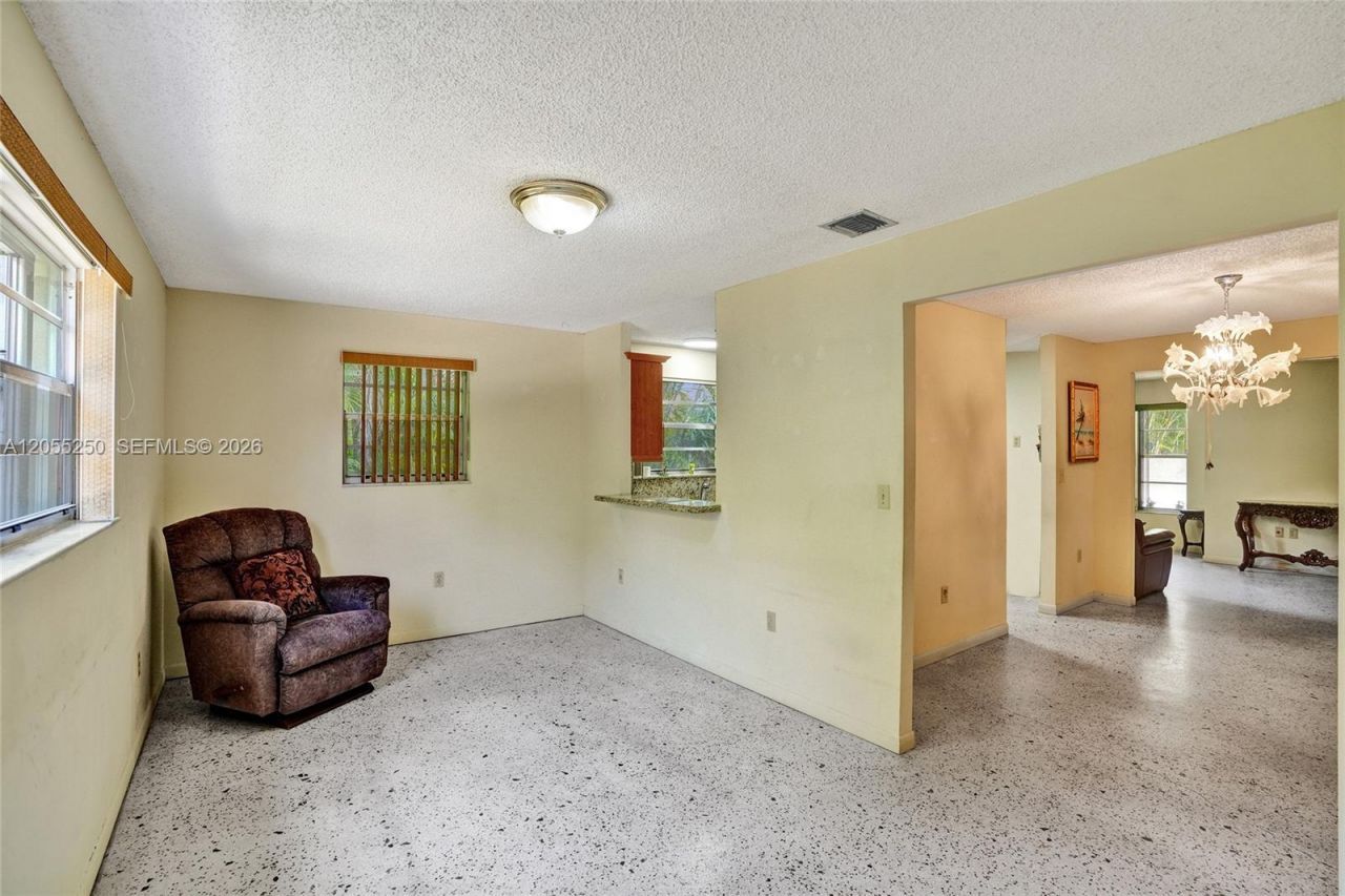 3170 SW 26th St , Miami, FL 33133 Photo