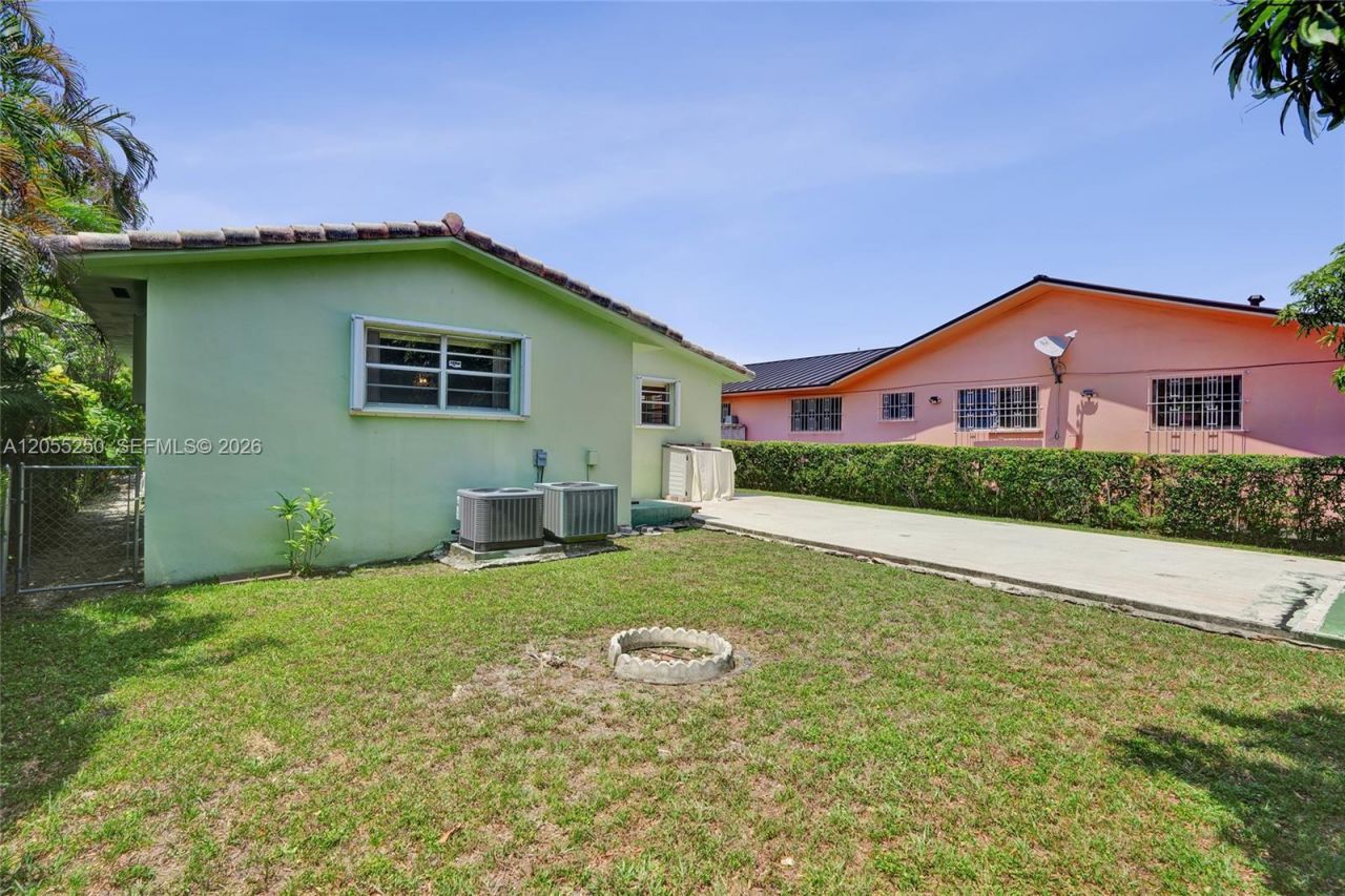 3170 SW 26th St , Miami, FL 33133 Photo