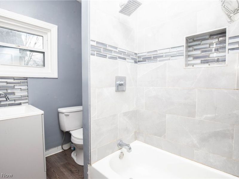 2391 27th Street SW, Akron, OH 44314 Photo 9