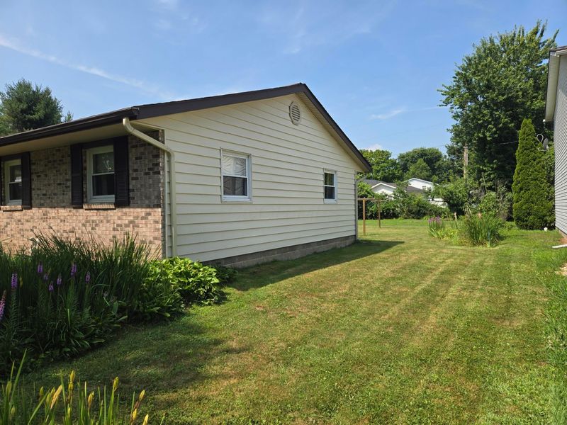 6065 Rollins Drive, Nashport, OH 43830 Photo 26