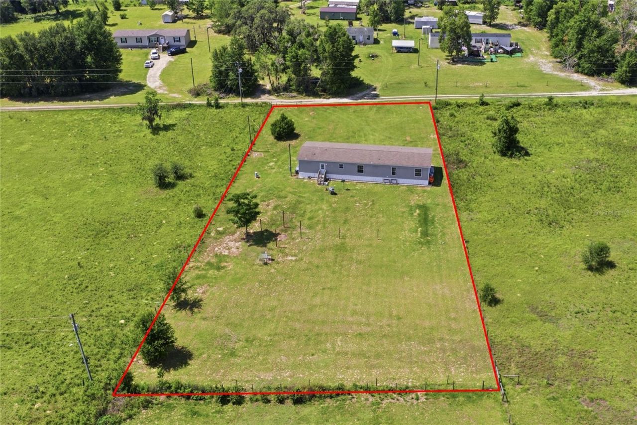 9831 NE 100th Street , Archer, FL 32618 Photo