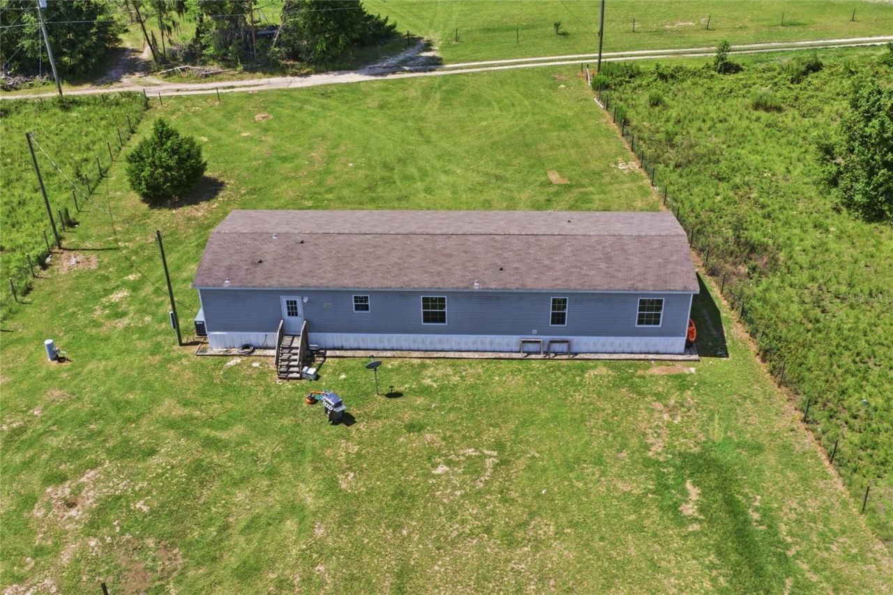 9831 NE 100th Street , Archer, FL 32618 Photo