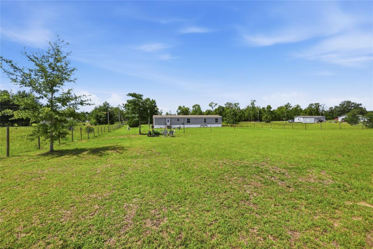 9831 NE 100th Street , Archer, FL 32618 Photo