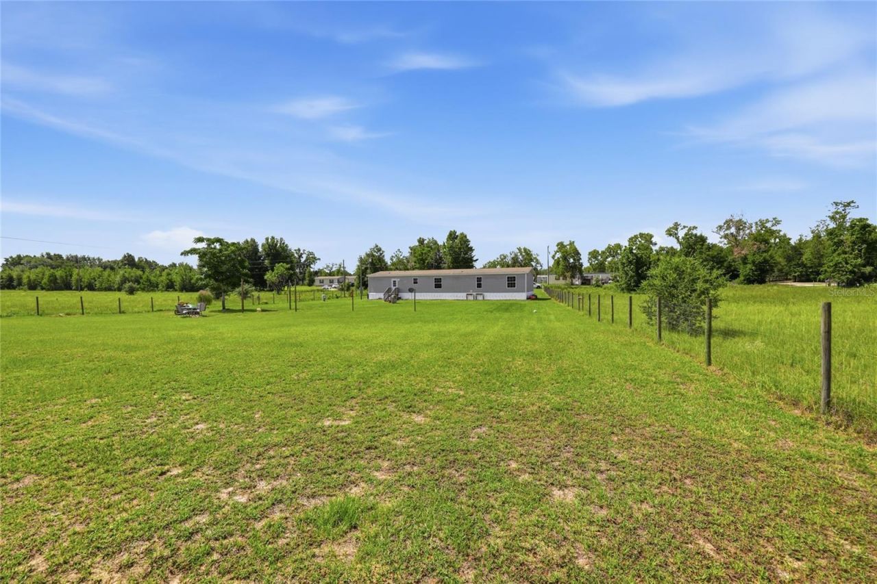 9831 NE 100th Street , Archer, FL 32618 Photo
