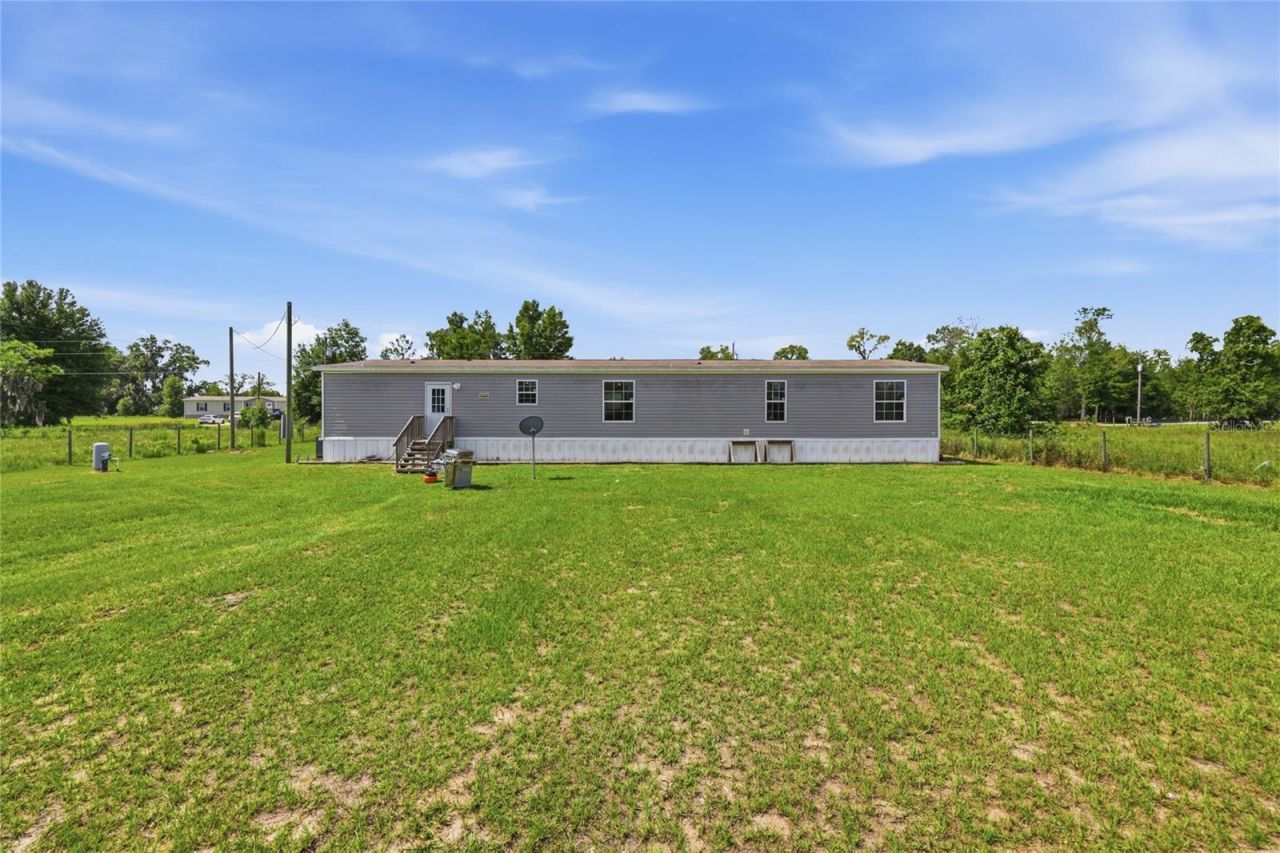 9831 NE 100th Street , Archer, FL 32618 Photo