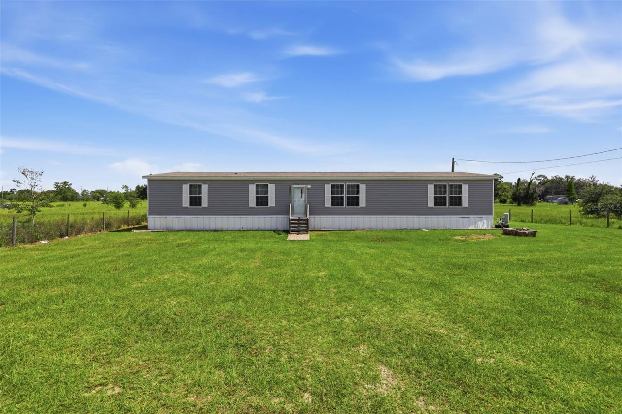 9831 NE 100th Street , Archer, FL 32618 Photo