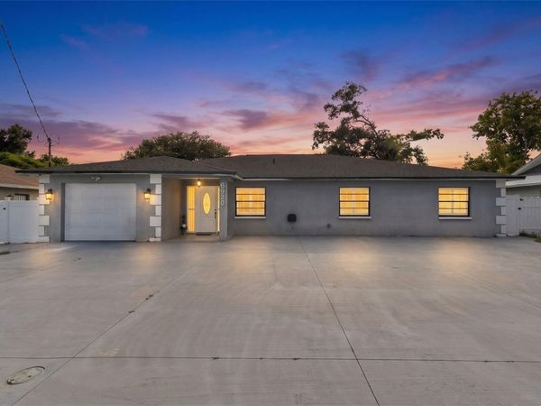 6920 N CAMERON AVENUE , TAMPA, FL 33614