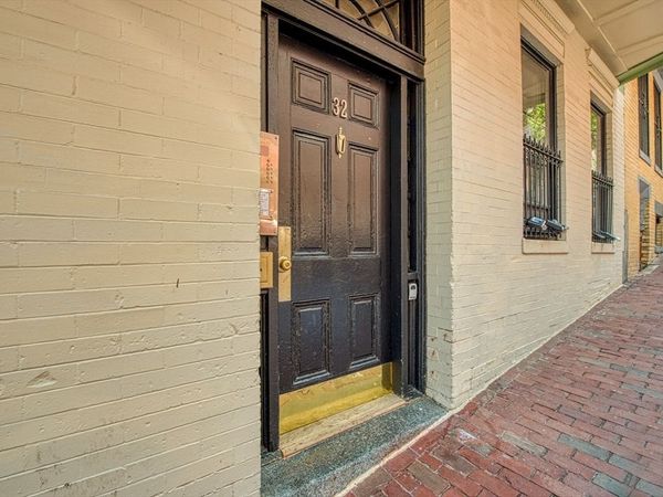 32 Grove, Unit 1, Boston, MA 02114