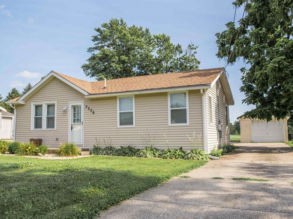 3206 Harrison Street, Quincy, IL 62301