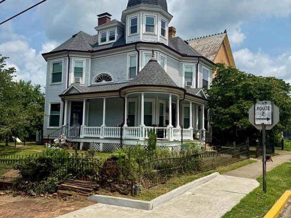 718 Main Street, Sistersville, WV 25159