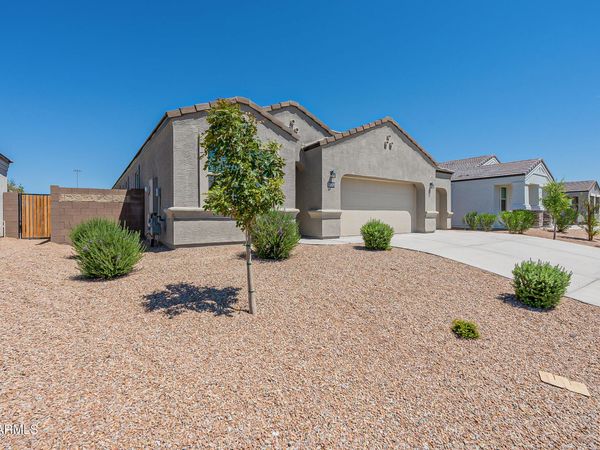 30572 W CELEBORN Drive, Buckeye, AZ 85396