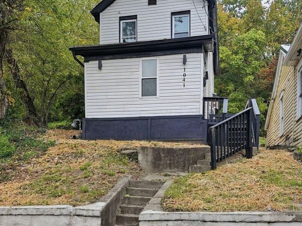 1041 Market Street, Zanesville, OH 43701