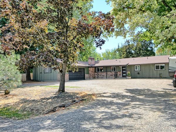 2162 Happy Valley Drive, Medford, OR 97501