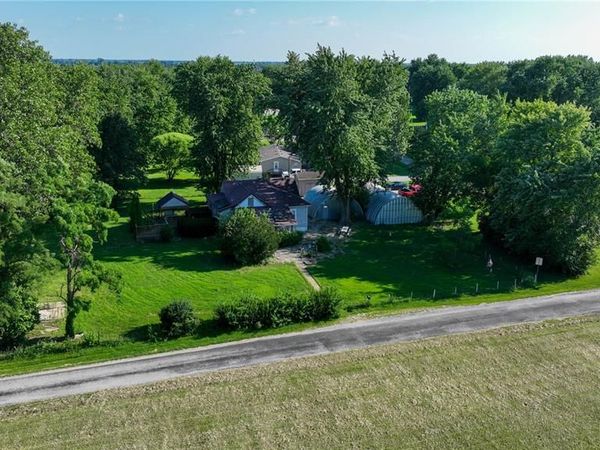 108 E 14th Street , Staunton, IL 62088